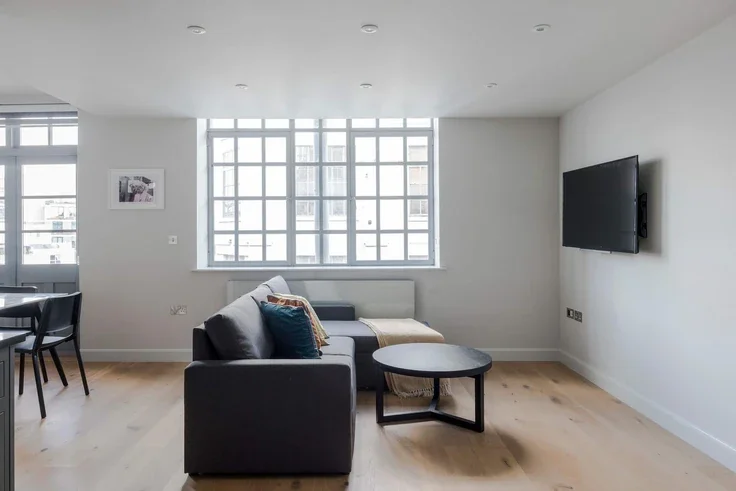 Flat Eyre Street Hill in Greater London