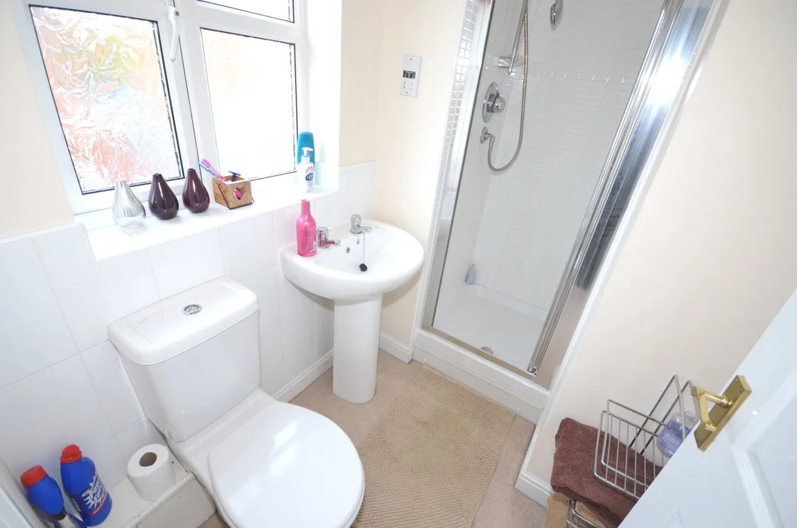 House Portrush Close in Widnes