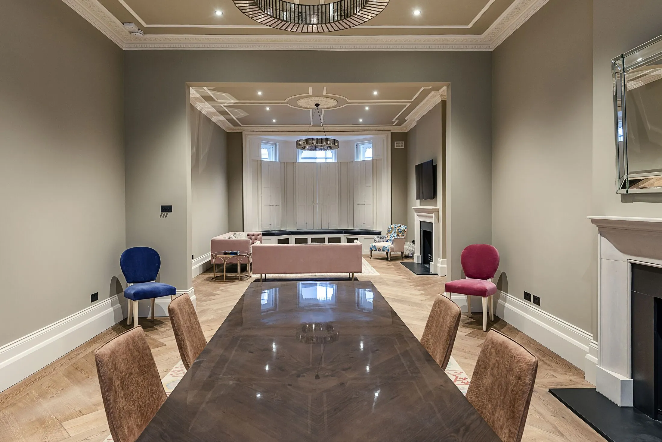 Flat Phillimore Place in Greater London