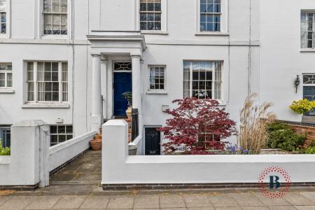 Flat Lansdowne Street in Royal Leamington Spa