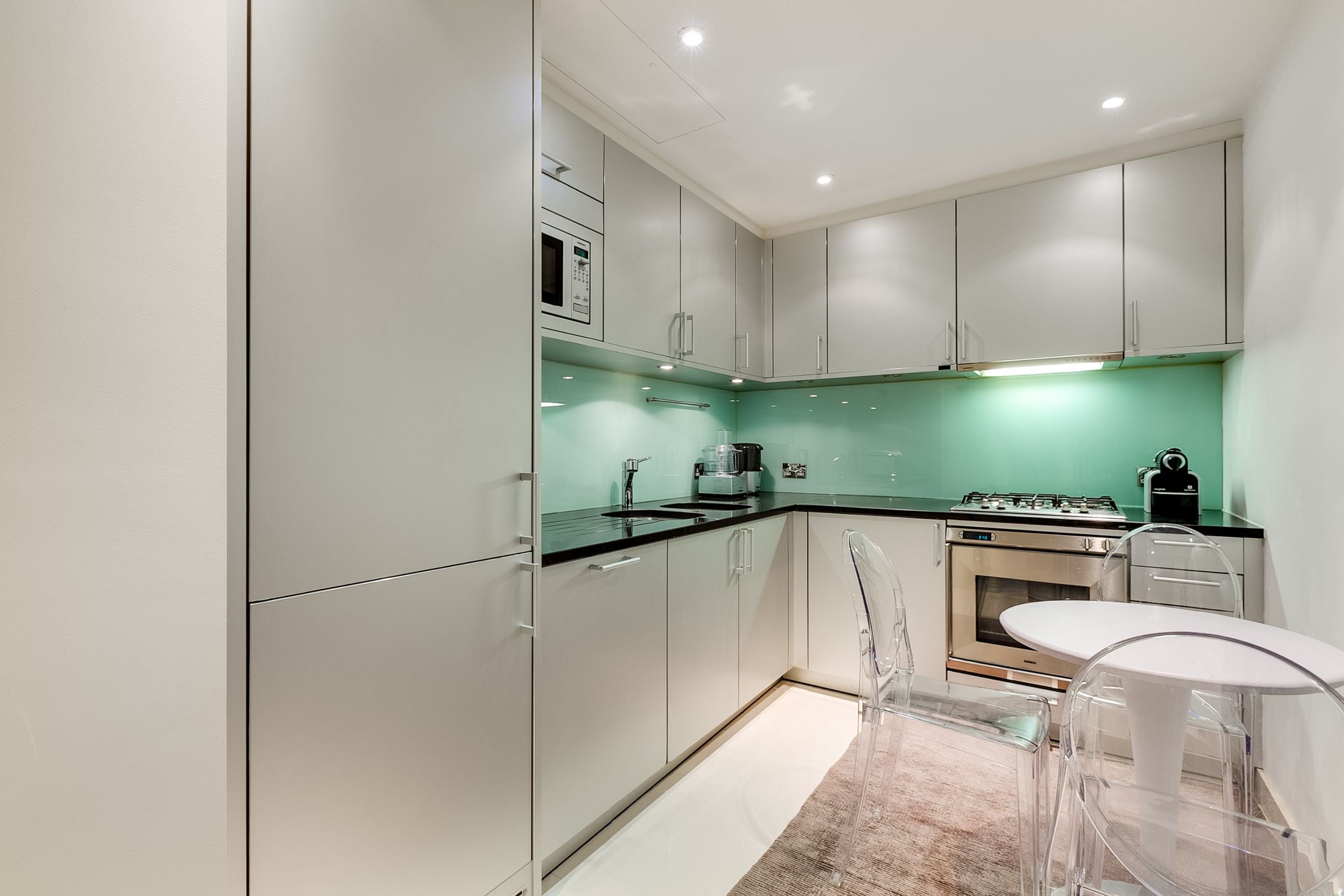 Flat Knightsbridge in City of Westminster