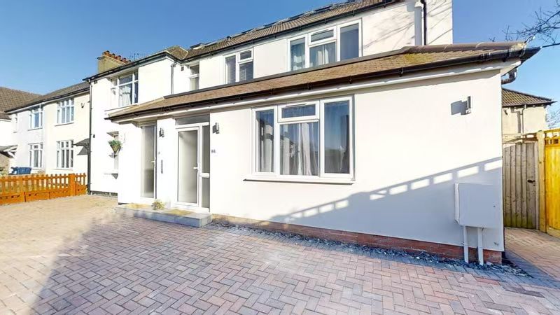 House Olive Road in Greater London
