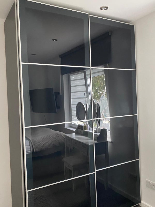 Room Grangecliffe Gardens in Greater London