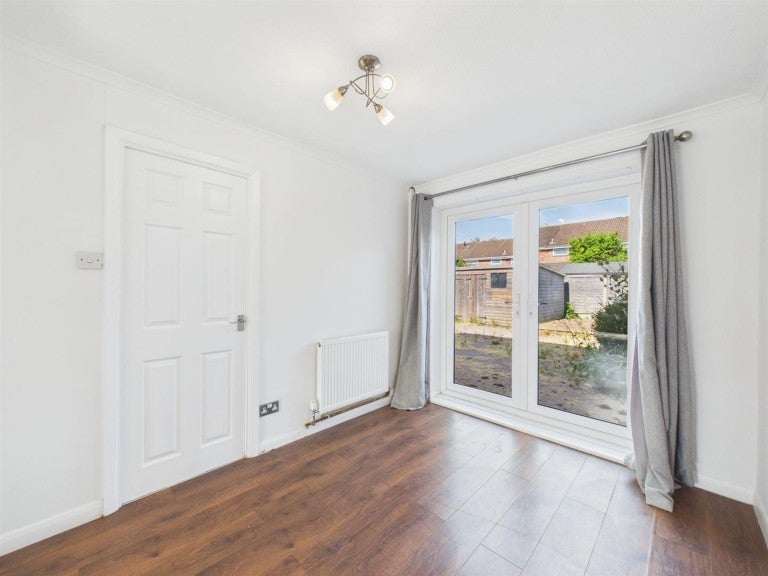 House Regency Close in Nuneaton and Bedworth
