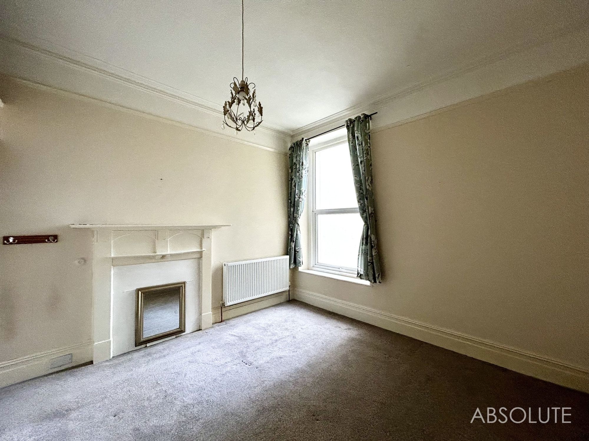 Flat Reddenhill Road in Torquay