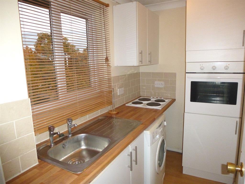 Flat Dinant Link Road in Hoddesdon