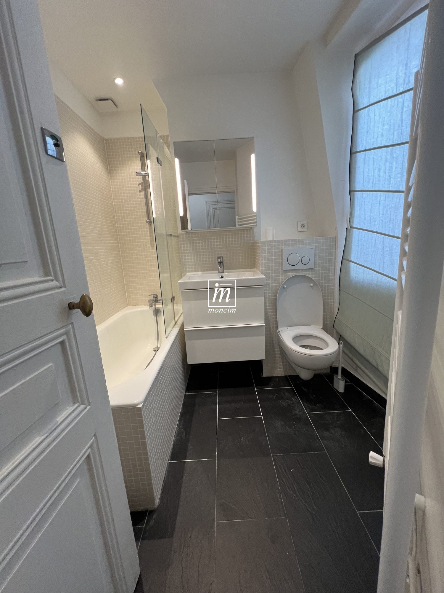 Flat Rue de Passy in Paris