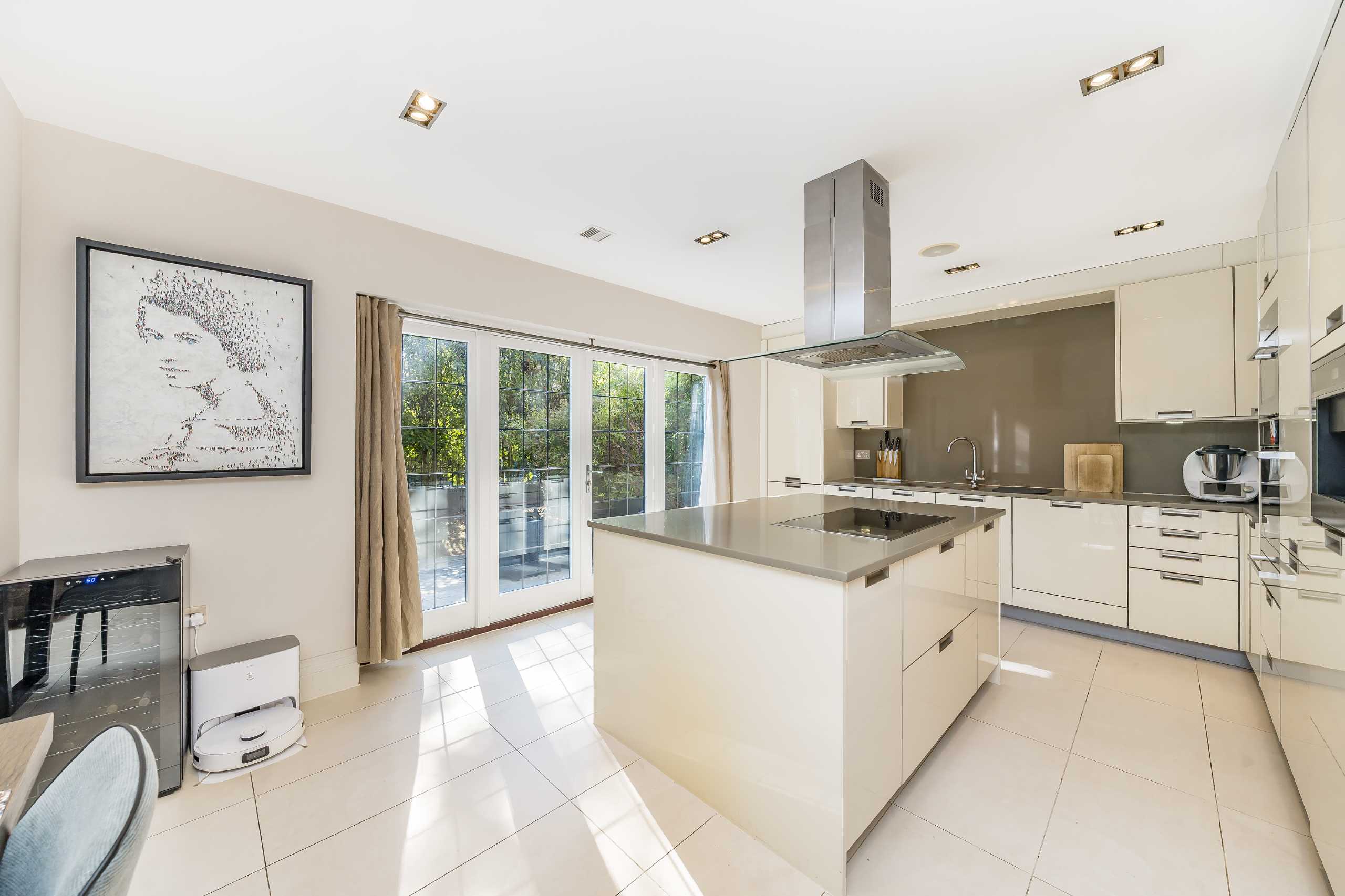 House St. Aubyn's Avenue in Greater London