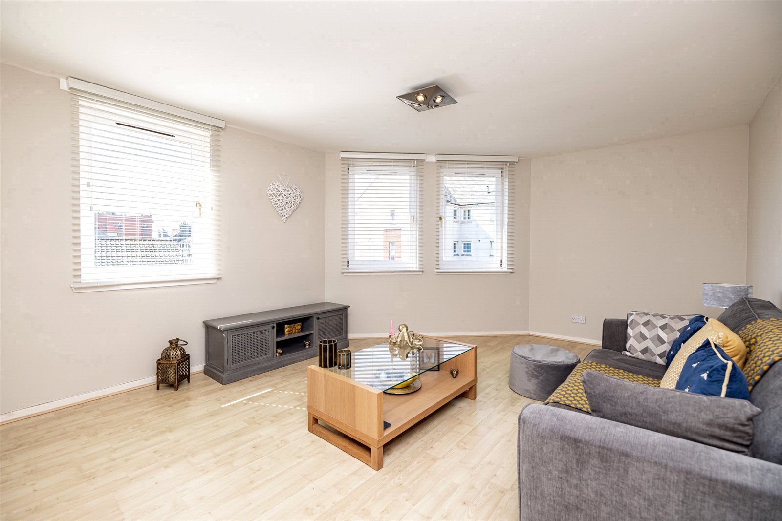 Flat Fraser Road in Aberdeen City