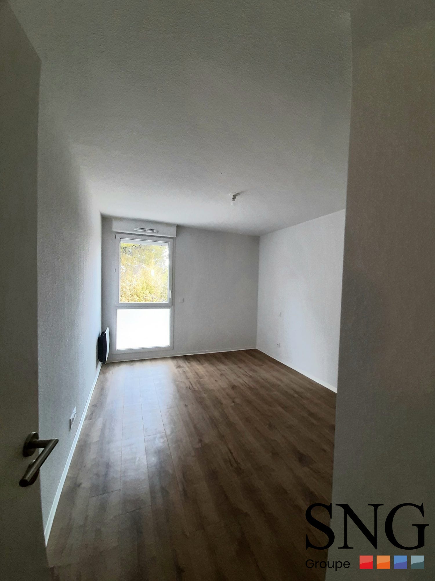Flat Rue Jules Raimu in Nîmes