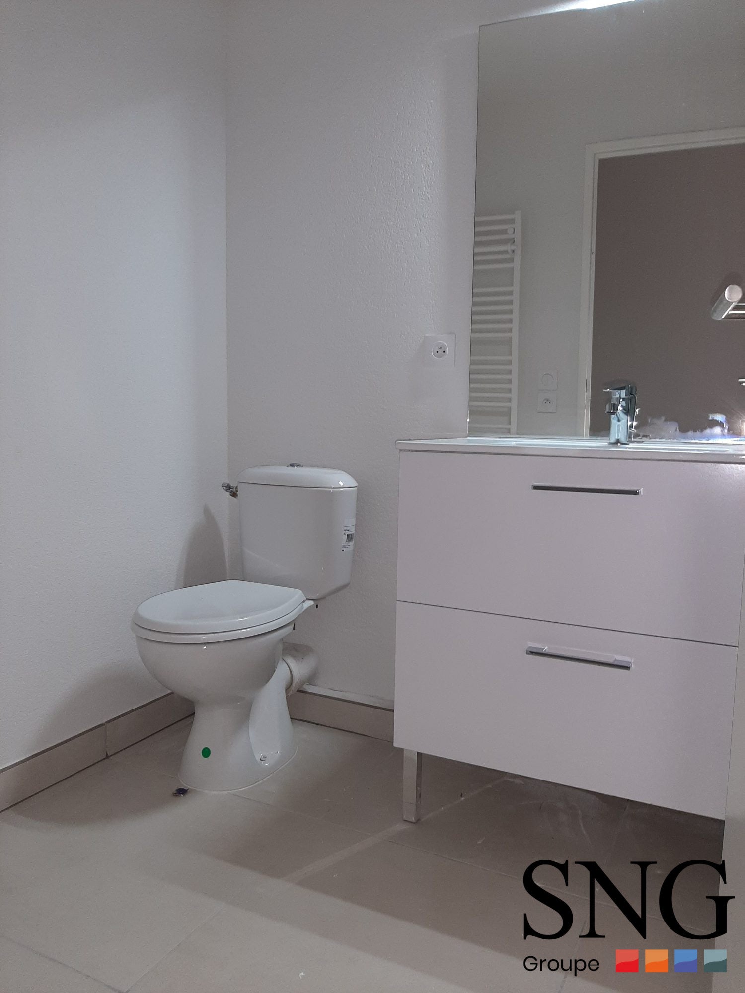 Appartement Rue Jules Raimu à Nîmes