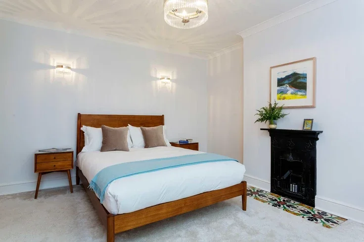 Flat Ridgway in Greater London