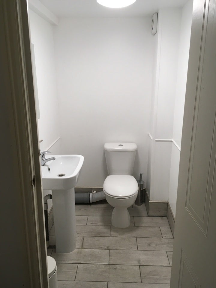 Room Ifield Road in Greater London