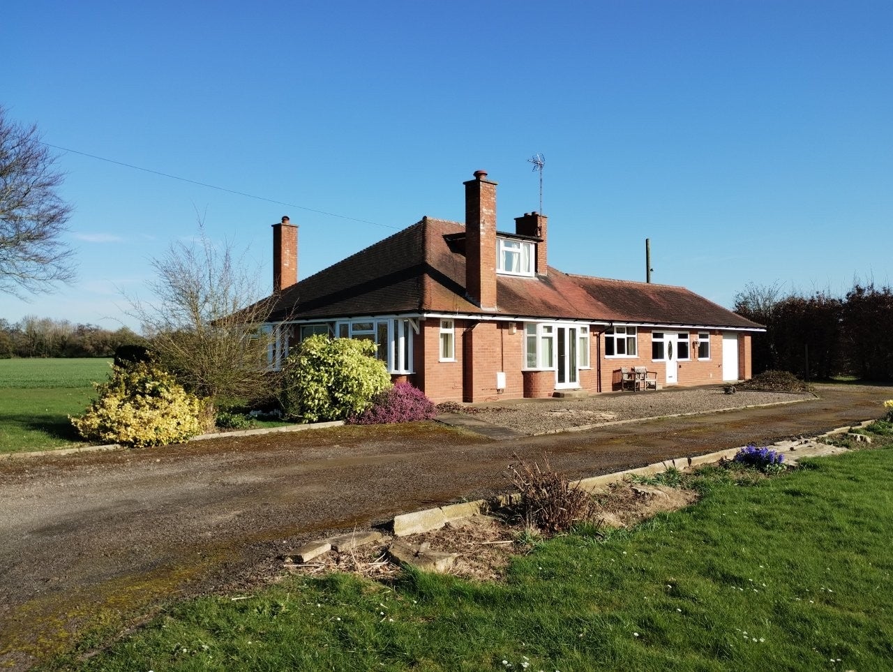 House Coalbeach Lane South in South Holland