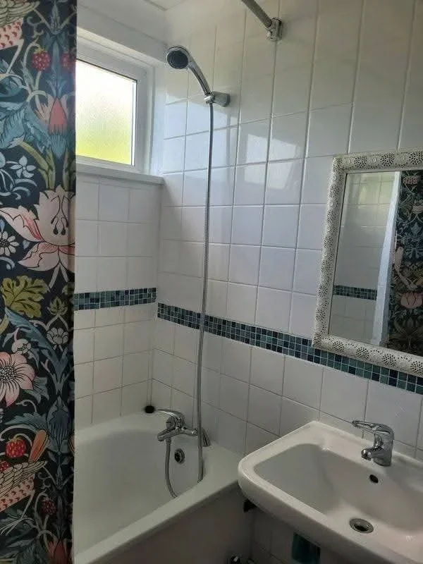 Room Longcroft Rise in Epping Forest