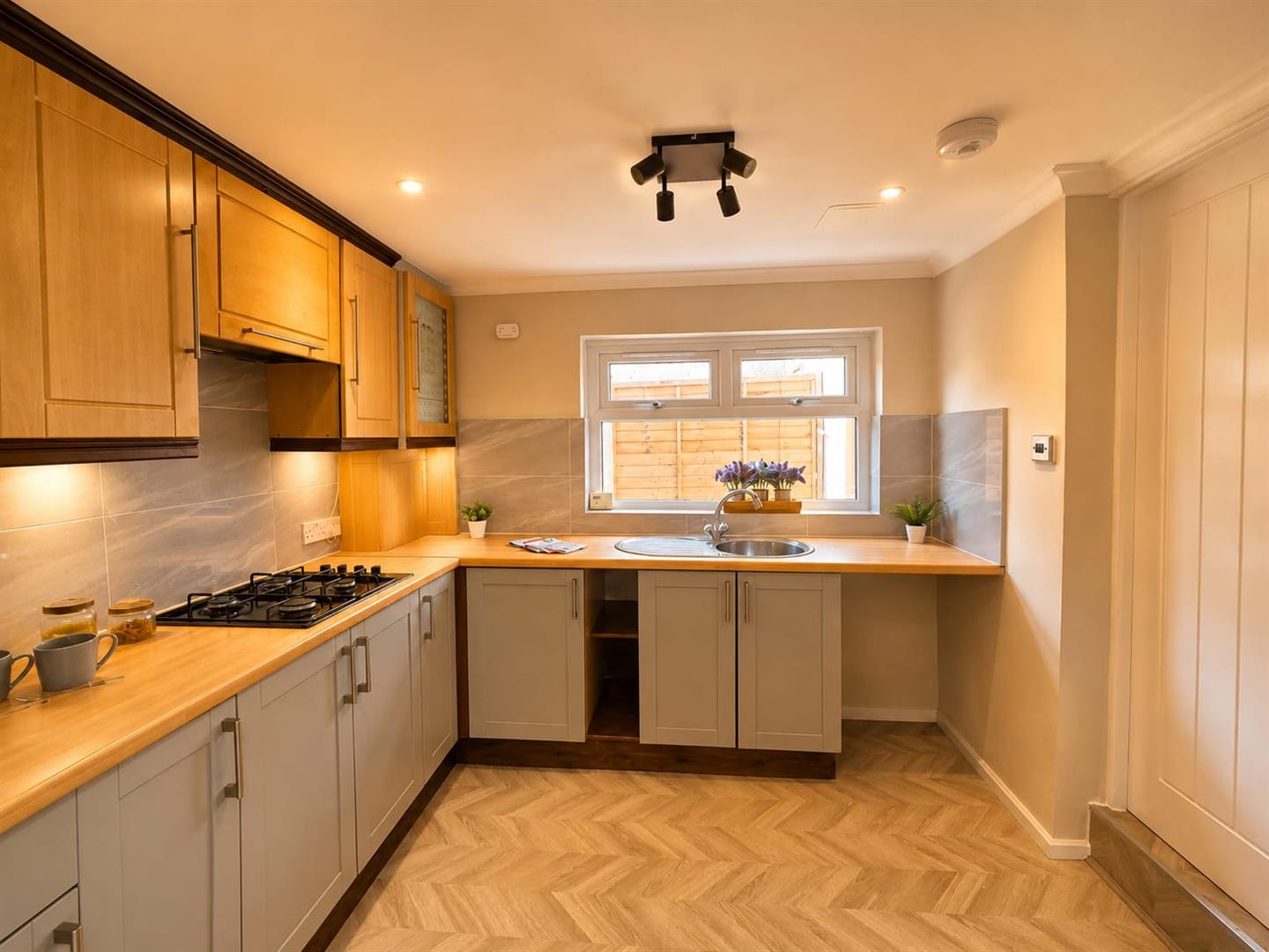 House Queen's Road in Greater London
