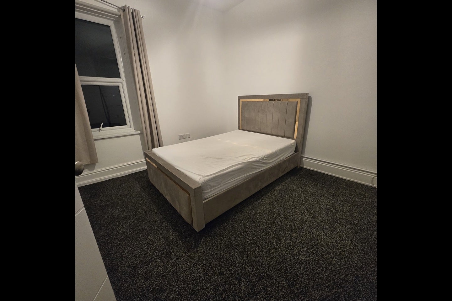 Room Garden Street in Tameside