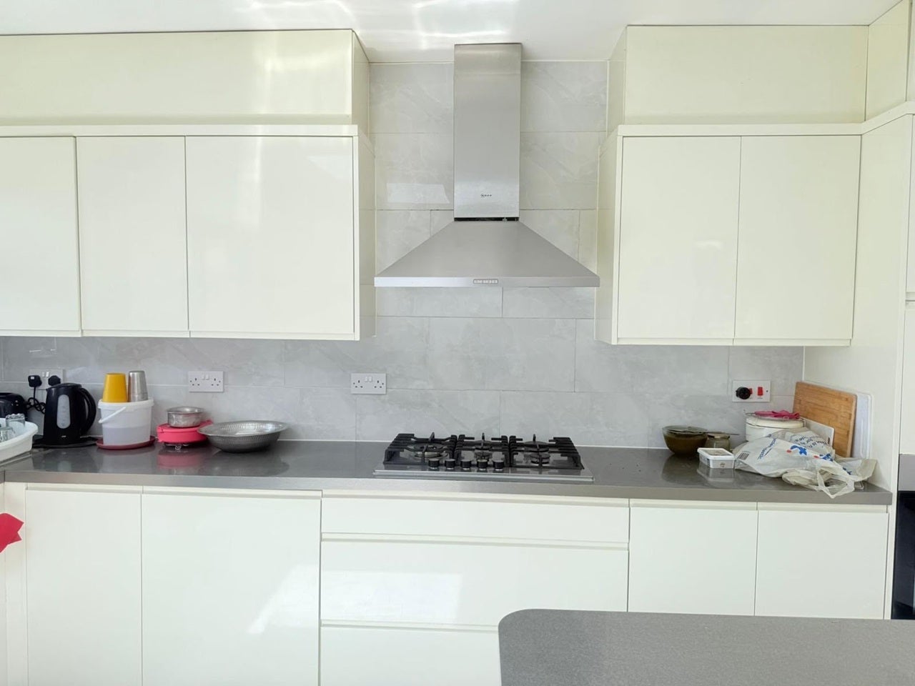 Room Hampden Road in Greater London