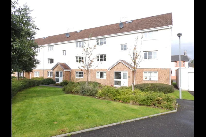 Flat Stirrat Street in Paisley