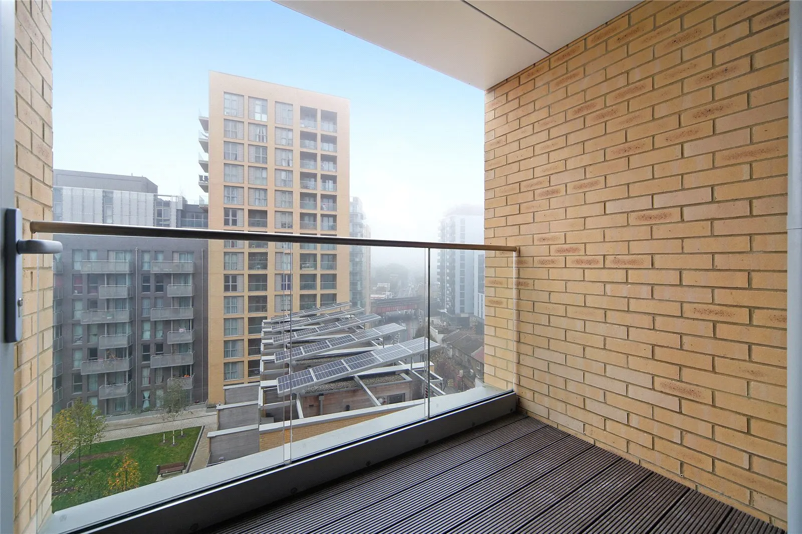 Flat Vian Street in Greater London