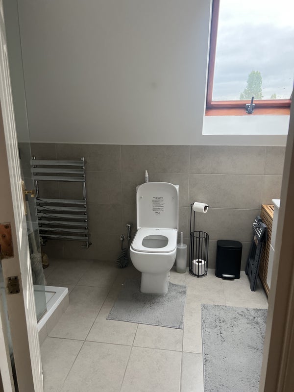 House Floathaven Close in Greater London