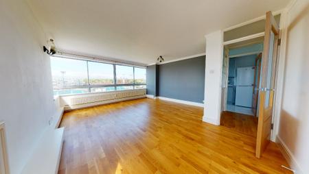 Flat Eaton Road in Hove