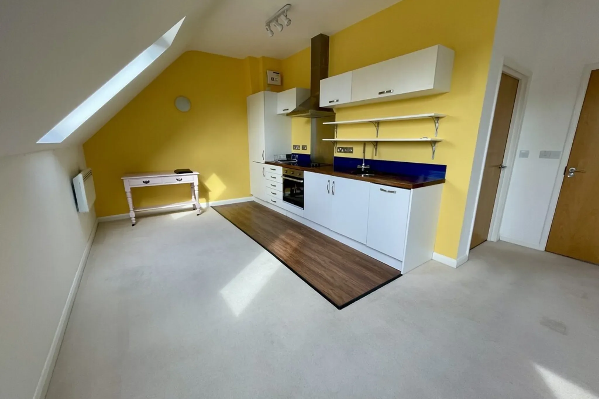 Flat Sedgemoor Way in Glastonbury