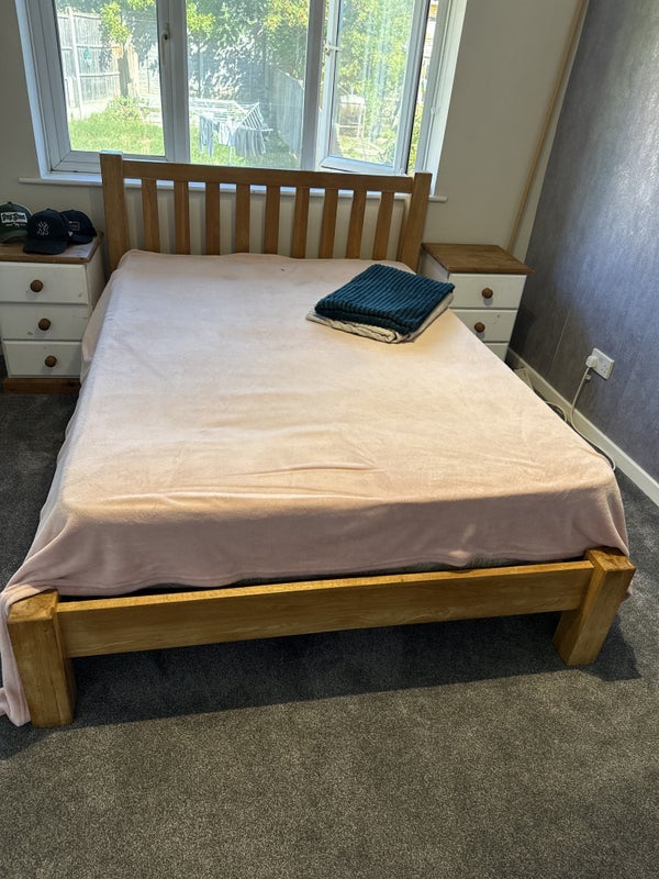 Room Calvin Close in Greater London