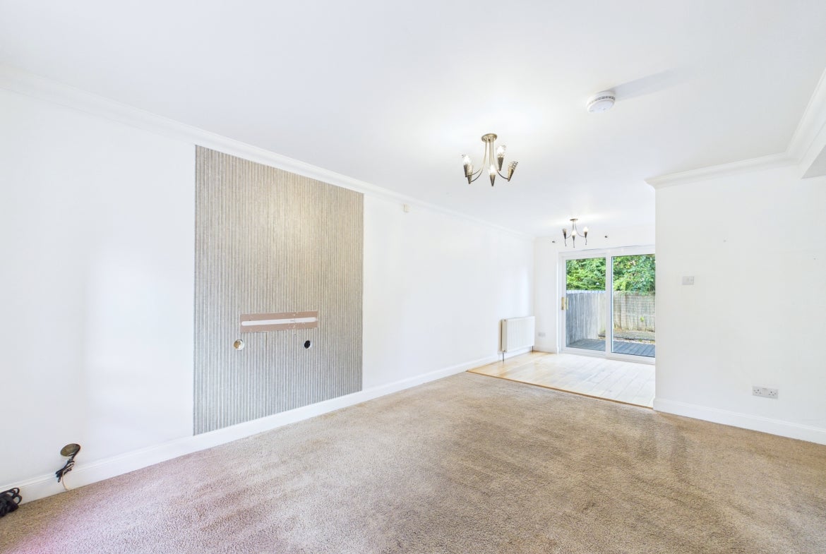 House Overton Road in Cambuslang