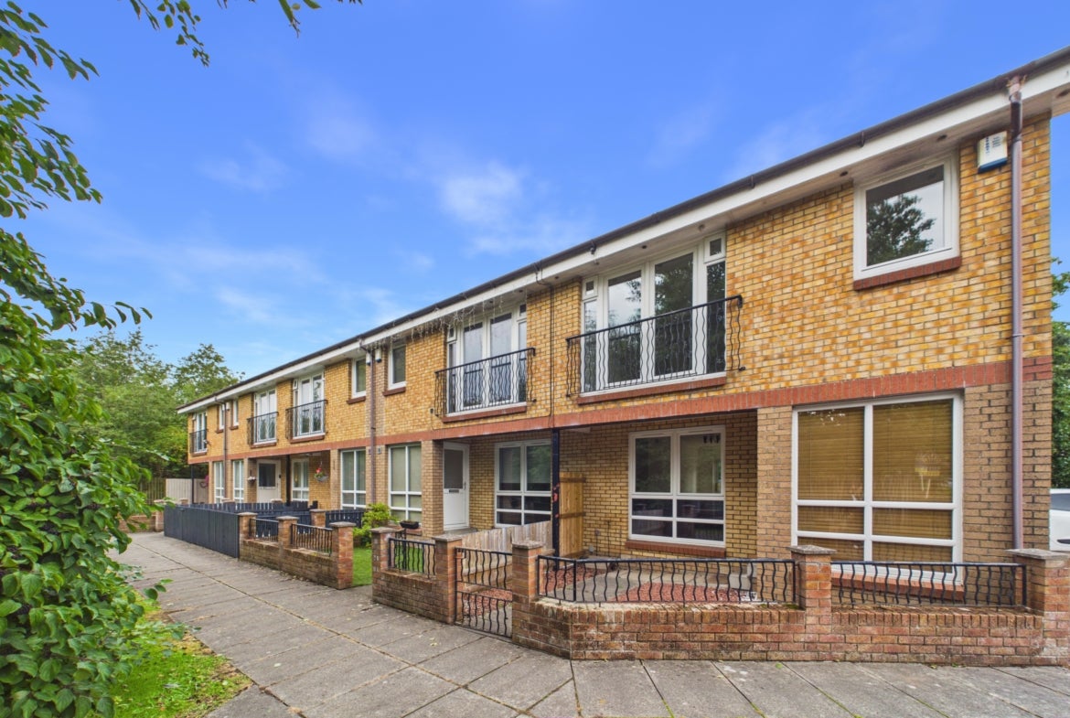 House Overton Road in Cambuslang