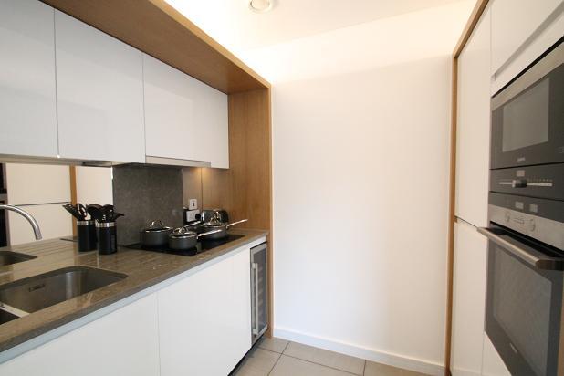 Flat Hampstead Road in Greater London