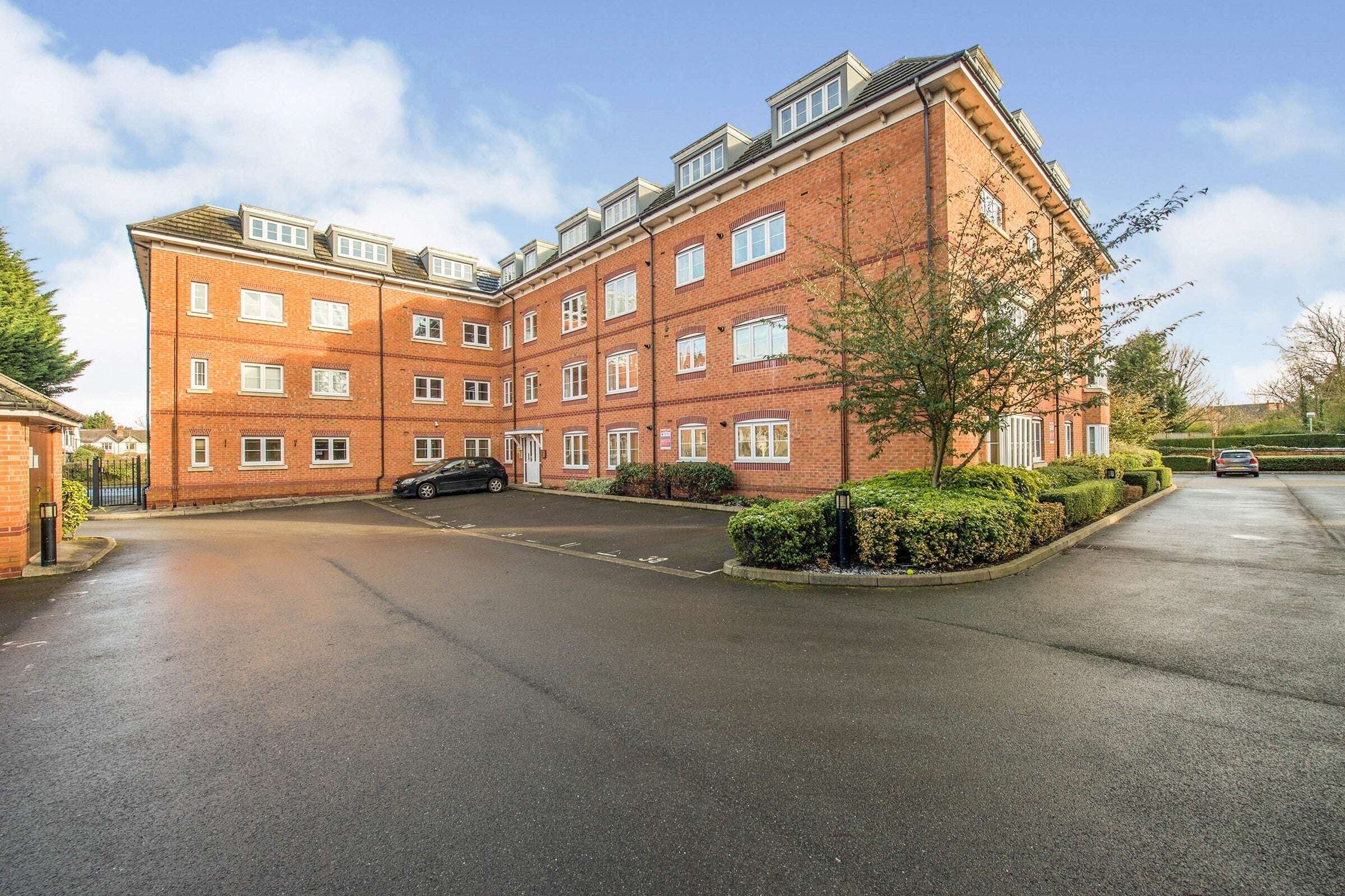 Flat Regency Point in Rushcliffe