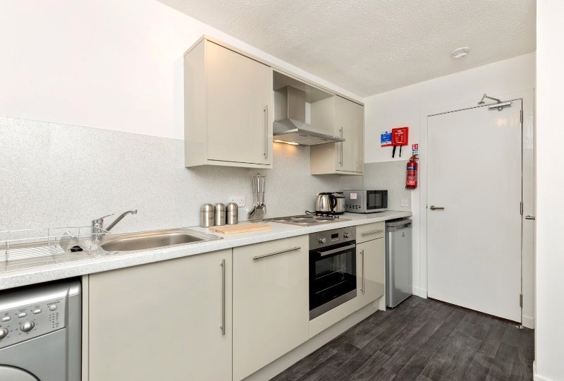 Flat Seagate in Dundee