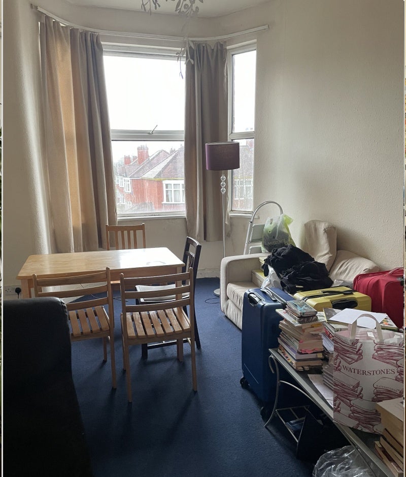 Flat Derby Road in Manchester