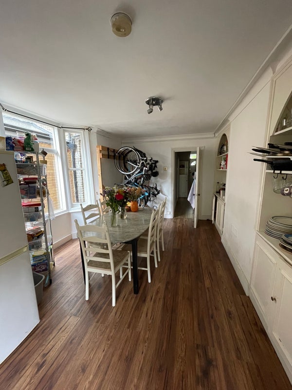 Room Beechcroft Road in Greater London