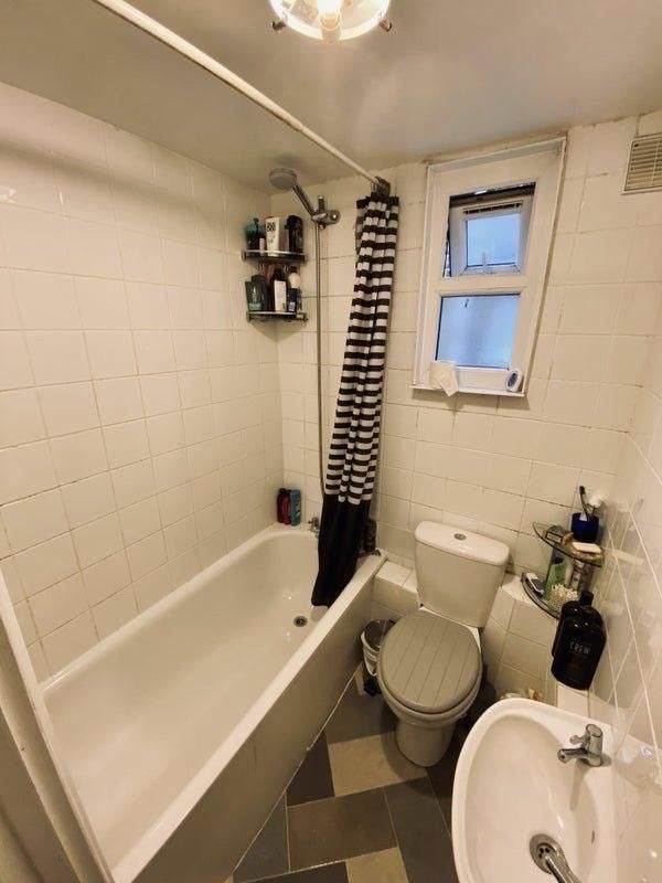 Room Beechcroft Road in Greater London