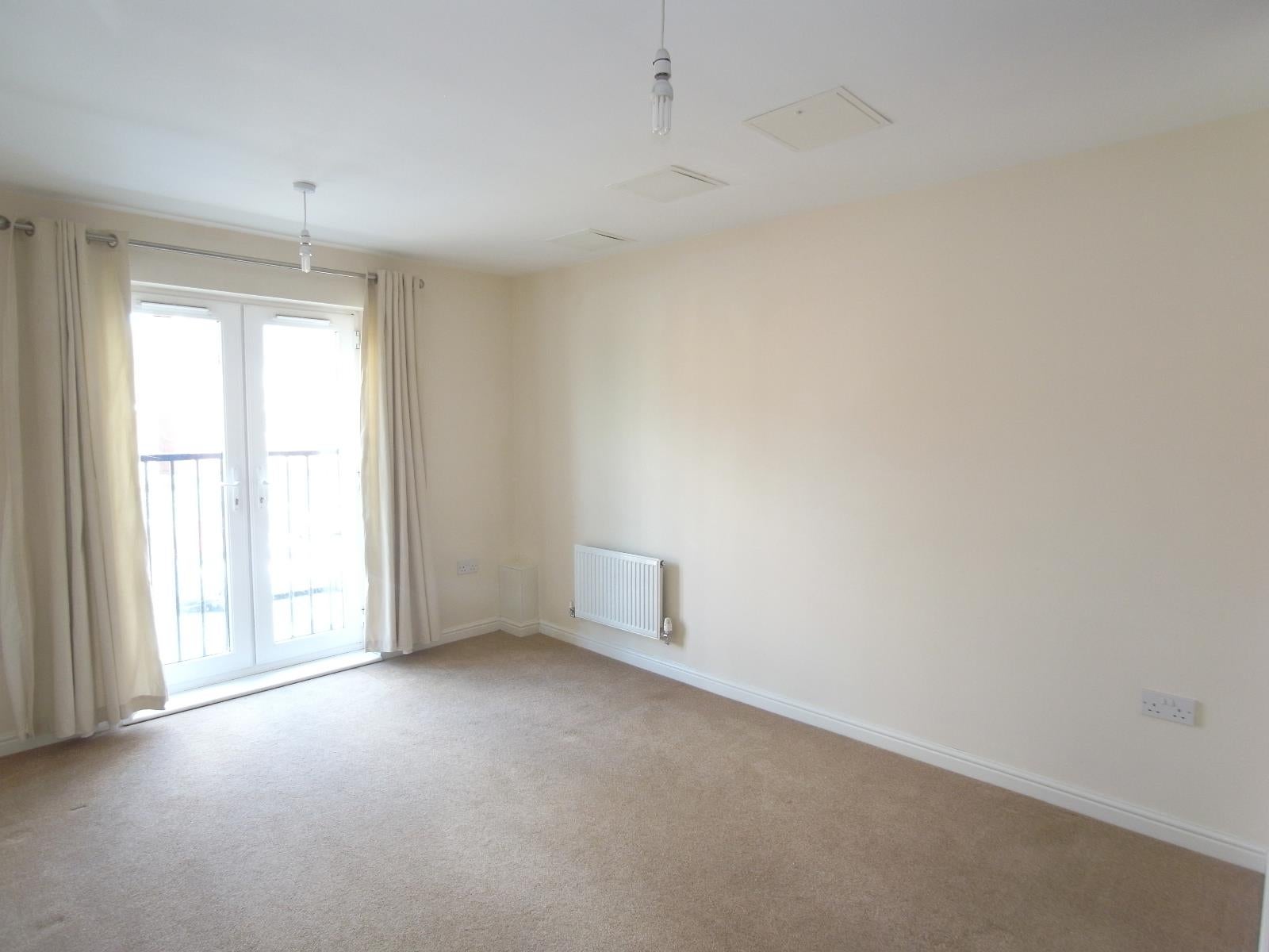 Flat Temple Court in Wakefield