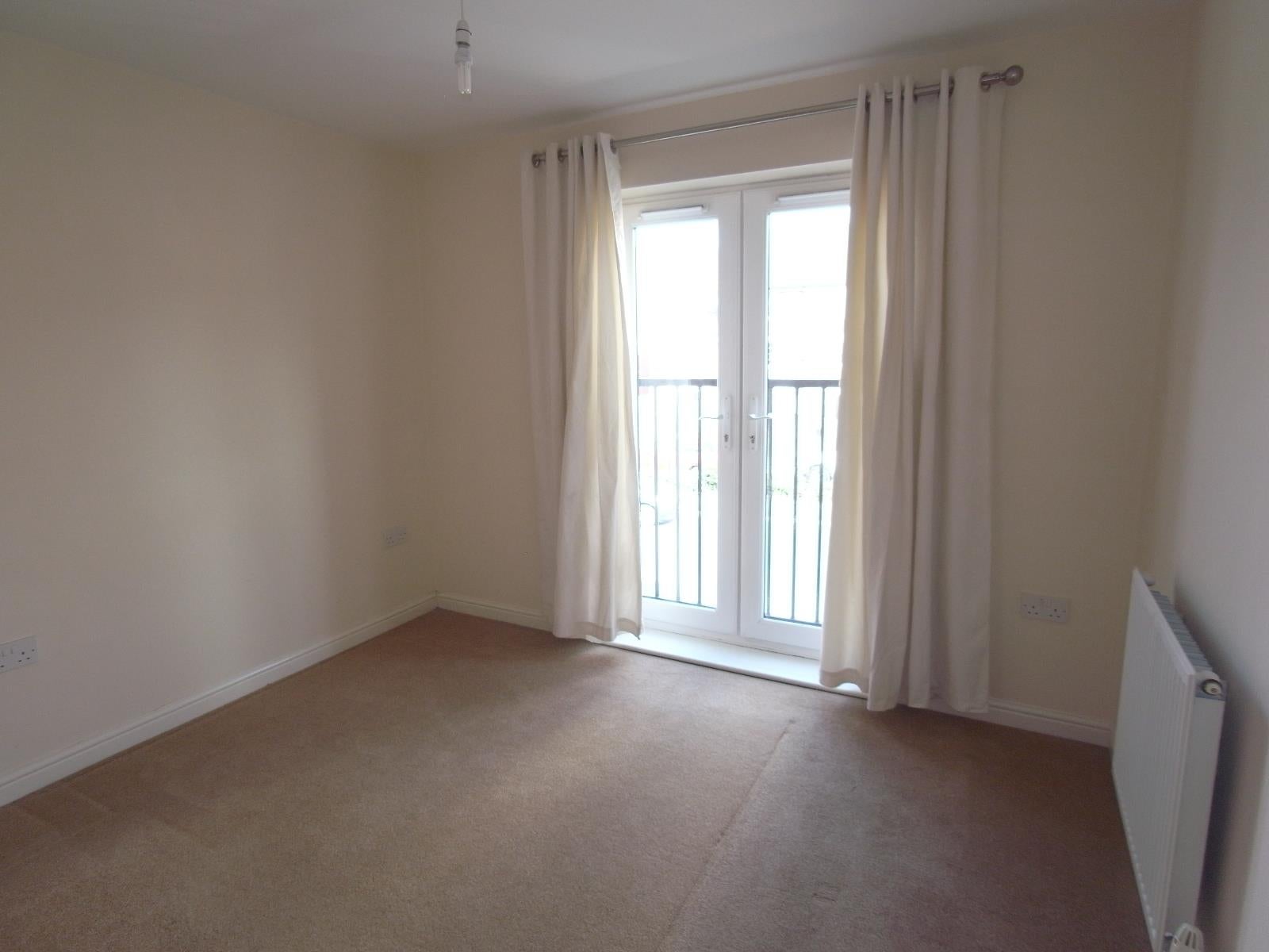 Flat Temple Court in Wakefield