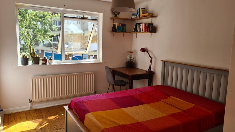 Room Perseverance Place in Greater London