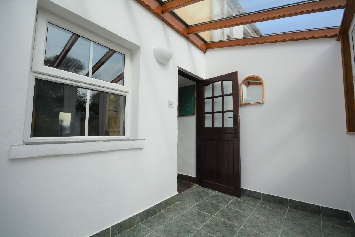 House Unclassified in Sithney