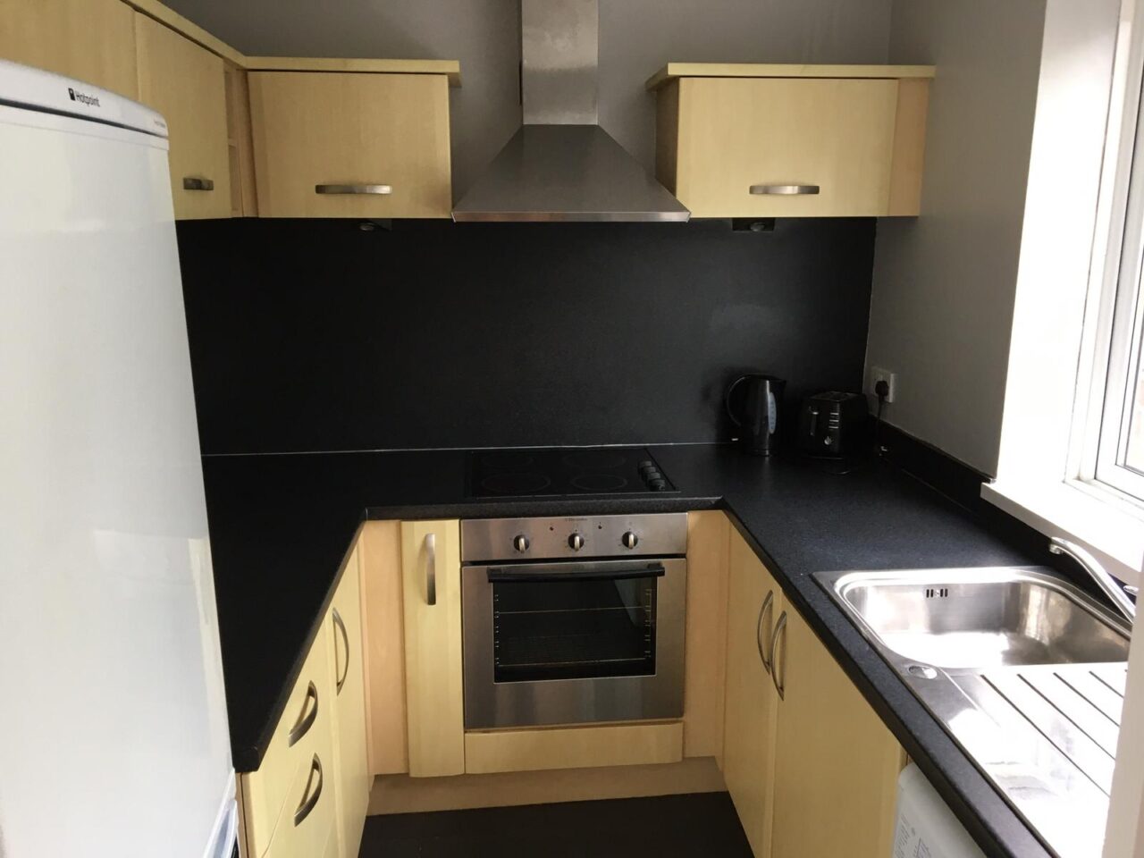Flat West Jesmond Avenue in Newcastle upon Tyne