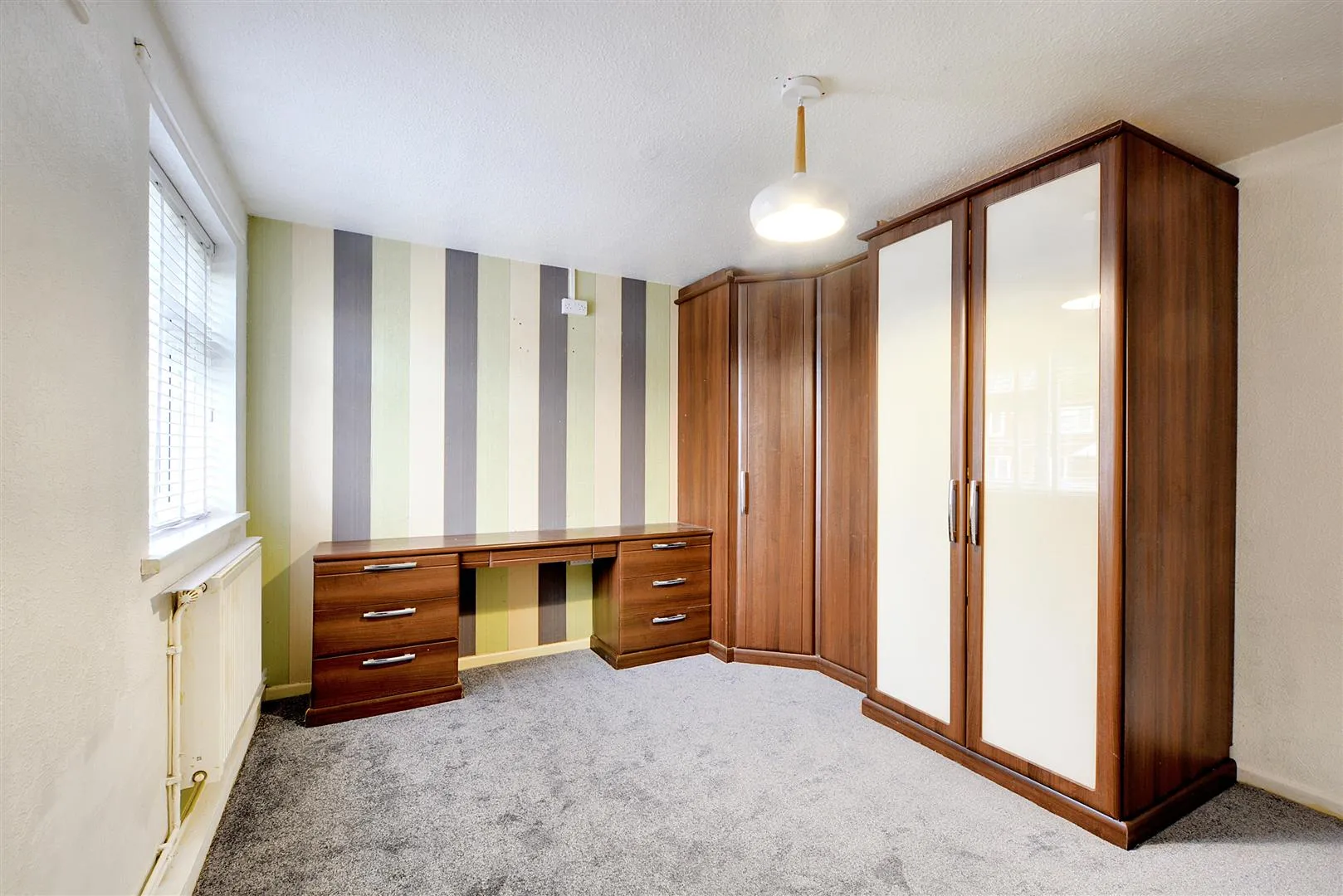 Flat Hillfield Road in Nottingham