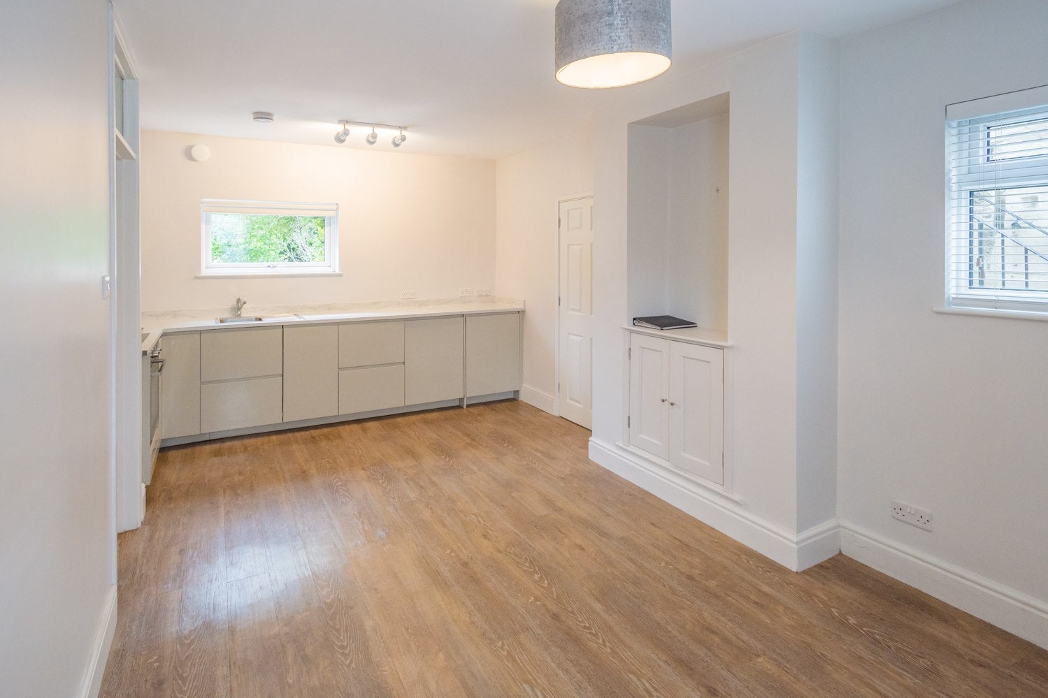 Flat Locksbrook Road in Bath
