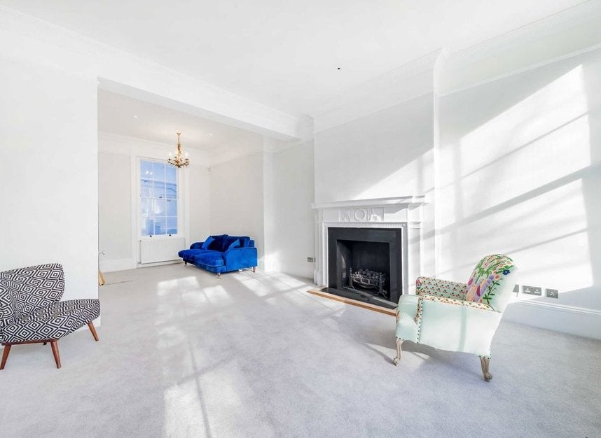 House Blenheim Terrace in City of Westminster