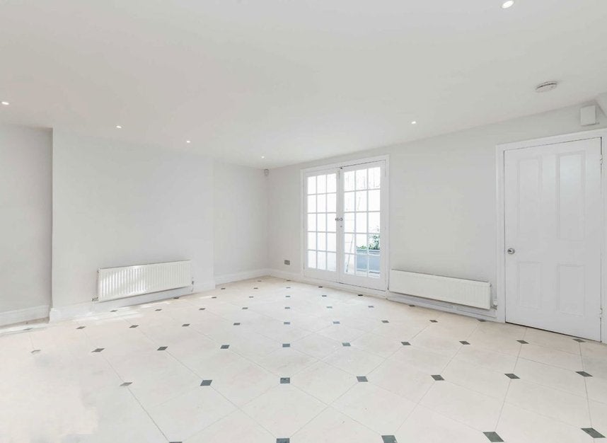 House Blenheim Terrace in City of Westminster