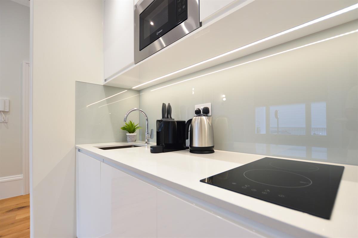 Flat Leinster Square in City of Westminster