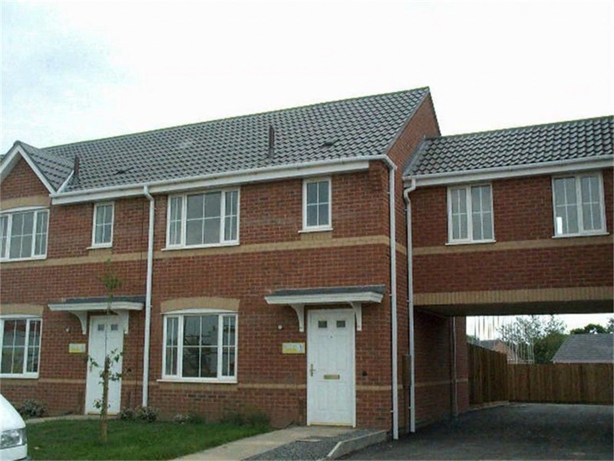 House Rodyard Way in Coventry