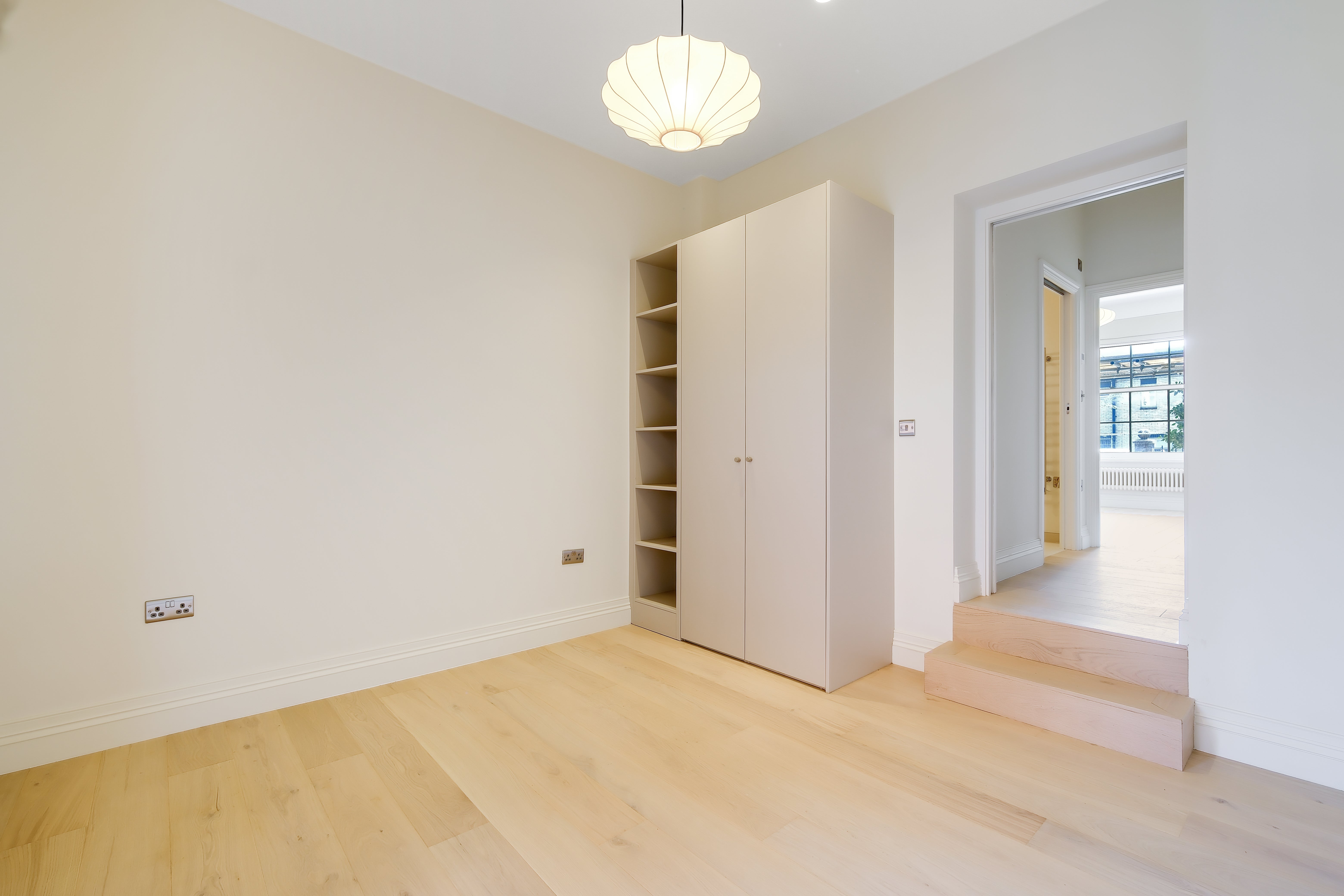 Flat St Ann's Road in Greater London