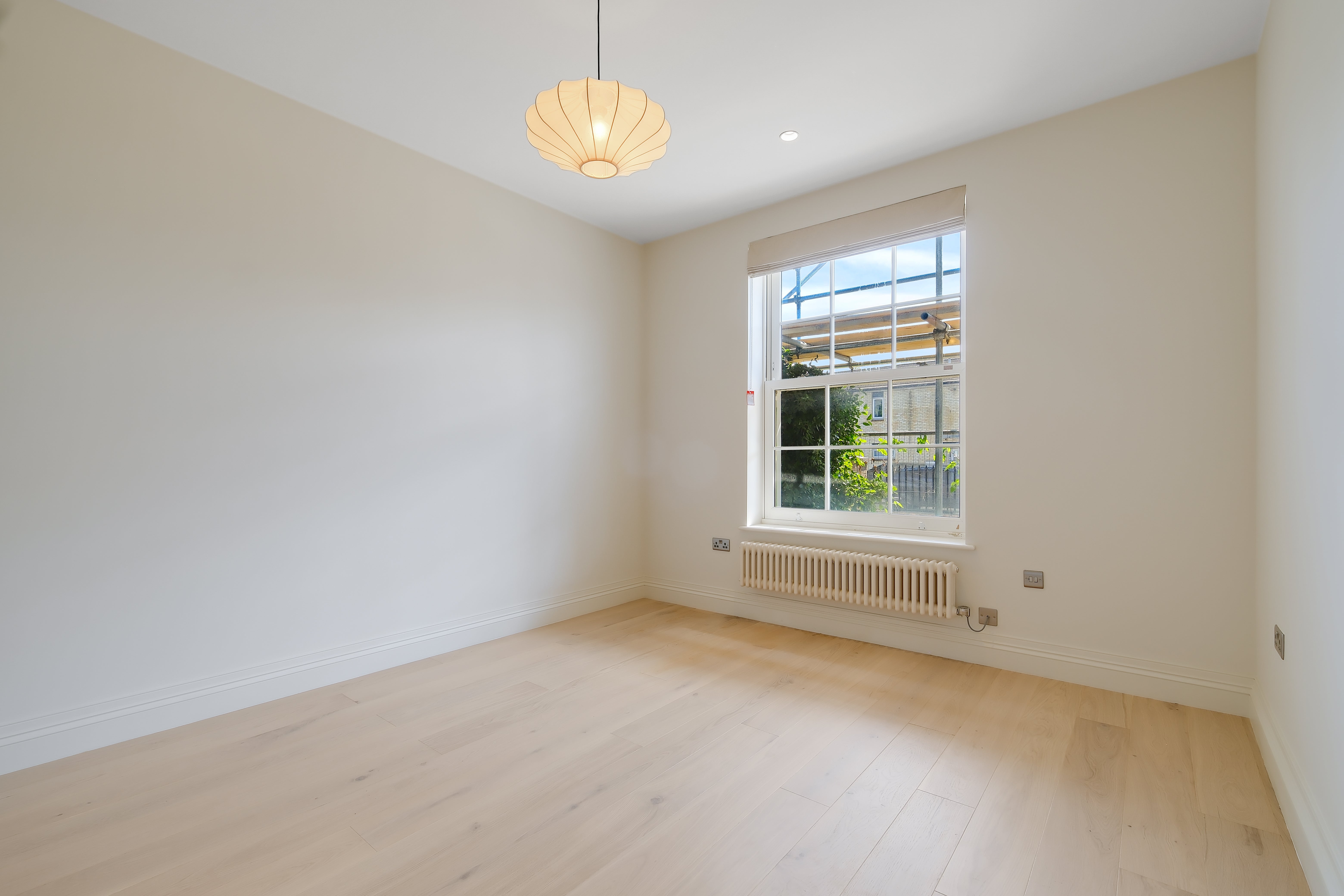Flat St Ann's Road in Greater London