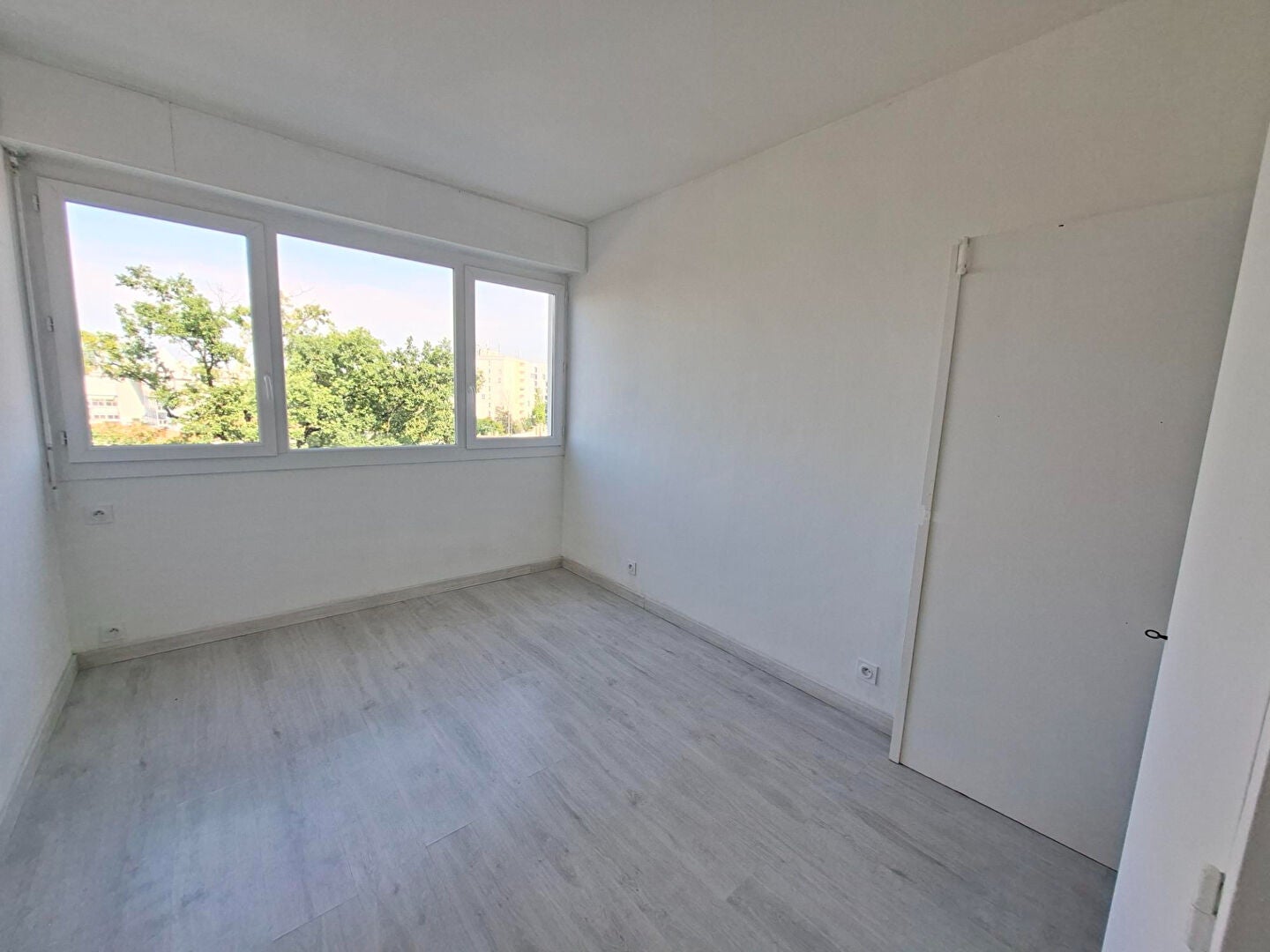 Appartement Avenue de la Libération Charles de Gaulle à Le Bouscat